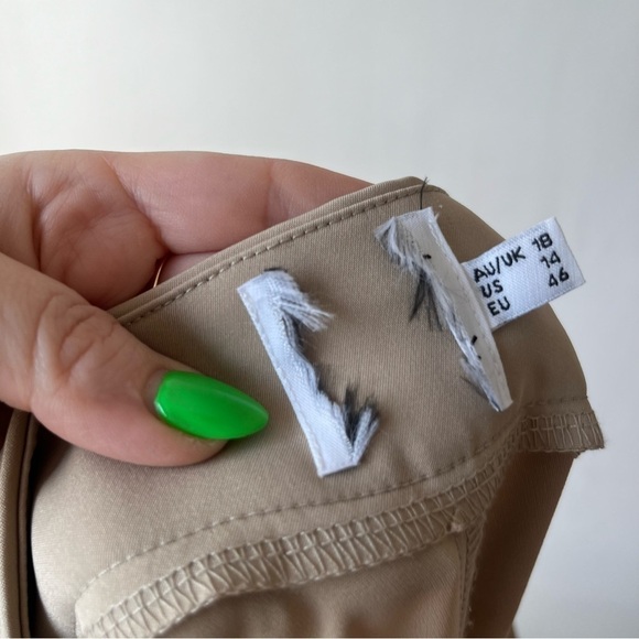 Princess Polly Curve Archer Straight Leg Taupe Trouser Pants Plus Size 14 - Picture 6 of 8